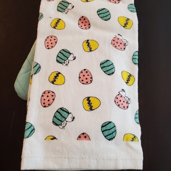 NWT Peanuts 3 Pc Kitchen Set Potholder + 2 kitchen holders Easter Eggs - Picture 4 of 5